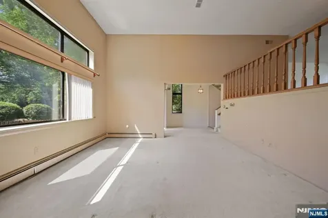 31 Berkeley Court Twp Of Washington NJ 07676
