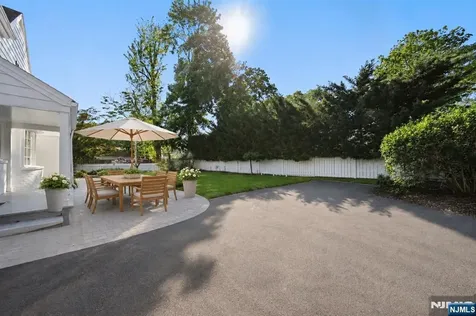 55 Forest Road Demarest NJ 07627