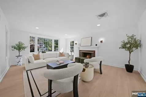 55 Forest Road Demarest NJ 07627
