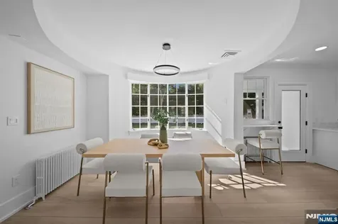 55 Forest Road Demarest NJ 07627