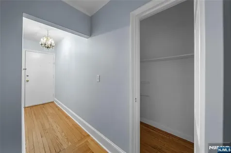 90 Tracey Place Englewood NJ 07631