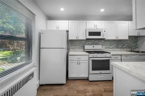 90 Tracey Place Englewood NJ 07631