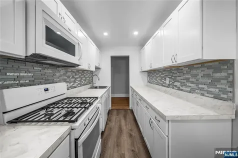 90 Tracey Place Englewood NJ 07631