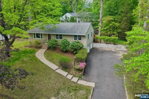 900 Hillsdale Avenue Hillsdale NJ 07642