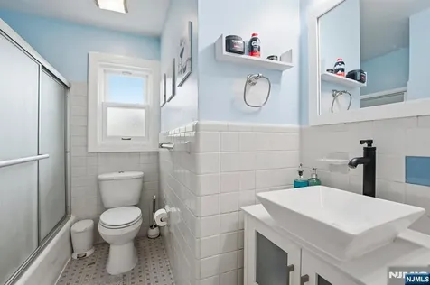 655 Boulevard New Milford NJ 07646