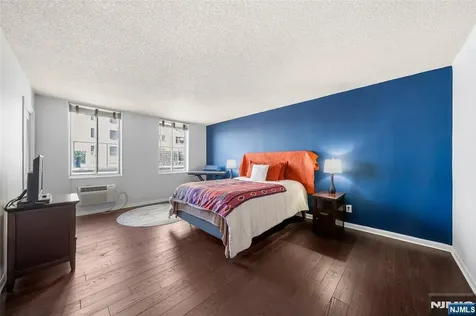 160 Overlook Avenue Hackensack NJ 07601