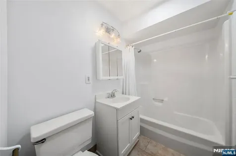 160 Overlook Avenue Hackensack NJ 07601