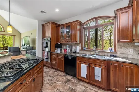 65 Gunn Road Branchville NJ 07826