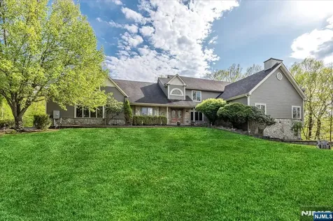 65 Gunn Road Branchville NJ 07826