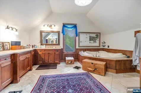 65 Gunn Road Branchville NJ 07826