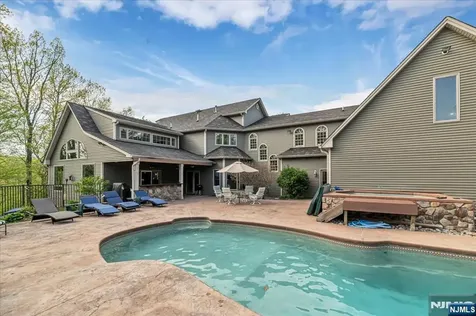 65 Gunn Road Branchville NJ 07826