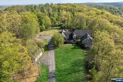 65 Gunn Road Branchville NJ 07826