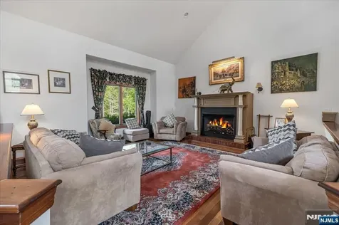 65 Gunn Road Branchville NJ 07826