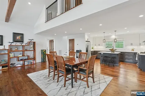 8 Sutton Road Hopatcong NJ 07843