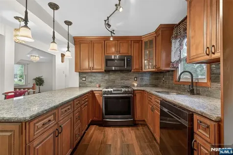 167 Bergen Avenue North Arlington NJ 07031