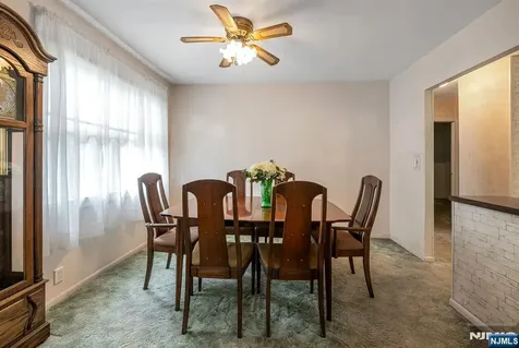 415 N 4th Hawthorne NJ 07506