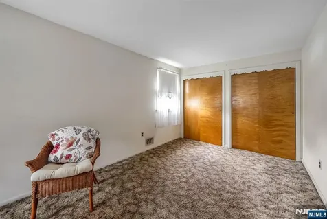 415 N 4th Hawthorne NJ 07506