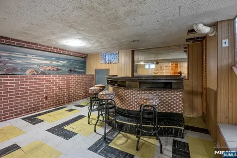 415 N 4th Hawthorne NJ 07506