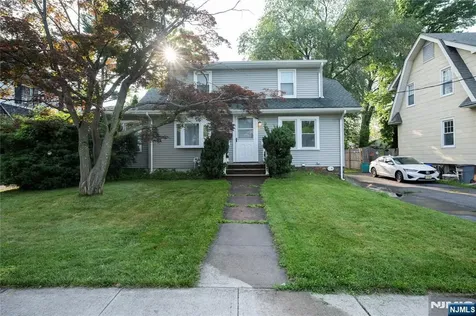 35 3rd Avenue Little Falls NJ 07424