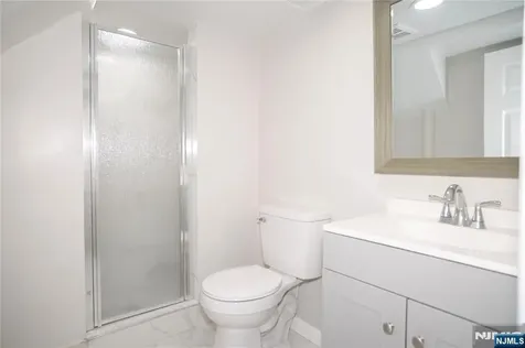 35 3rd Avenue Little Falls NJ 07424