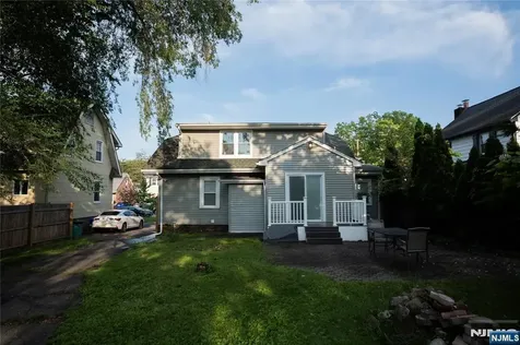 35 3rd Avenue Little Falls NJ 07424