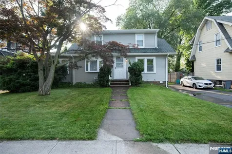 35 3rd Avenue Little Falls NJ 07424