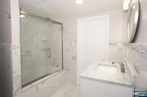 35 3rd Avenue Little Falls NJ 07424