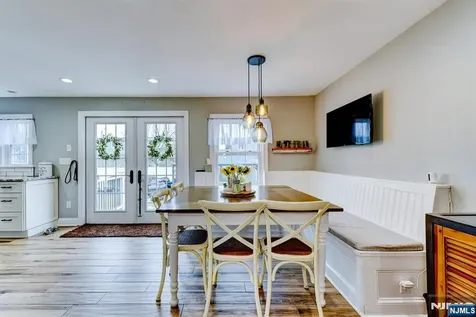 50 Winifred Drive Totowa NJ 07512
