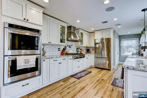 50 Winifred Drive Totowa NJ 07512
