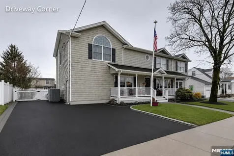 50 Winifred Drive Totowa NJ 07512