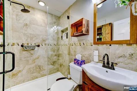 50 Winifred Drive Totowa NJ 07512