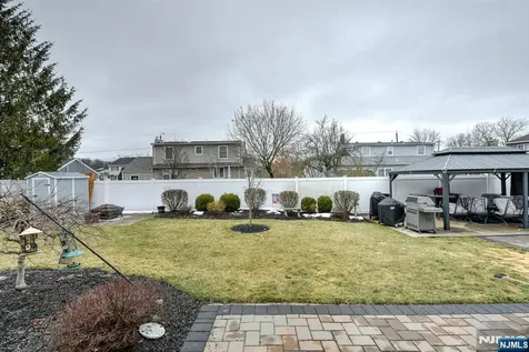 50 Winifred Drive Totowa NJ 07512