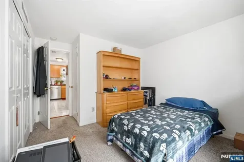 15 Orchard Street Bloomingdale NJ 07403