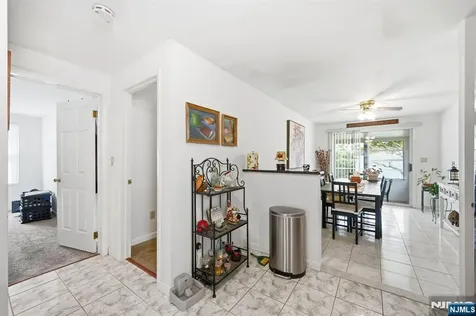 15 Orchard Street Bloomingdale NJ 07403
