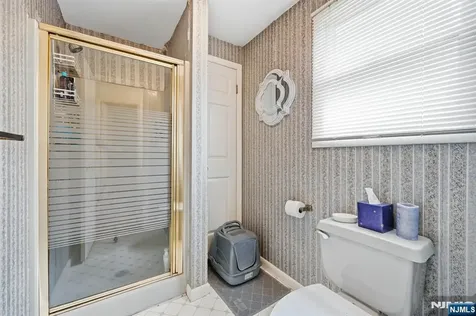 15 Orchard Street Bloomingdale NJ 07403