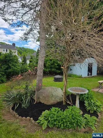 15 Orchard Street Bloomingdale NJ 07403