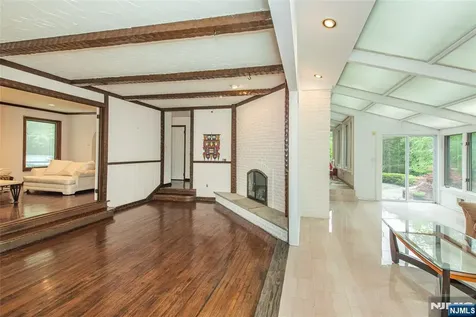 104 Shrewsbury Drive Livingston NJ 07039