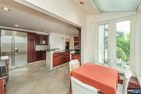 104 Shrewsbury Drive Livingston NJ 07039