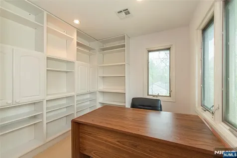 104 Shrewsbury Drive Livingston NJ 07039