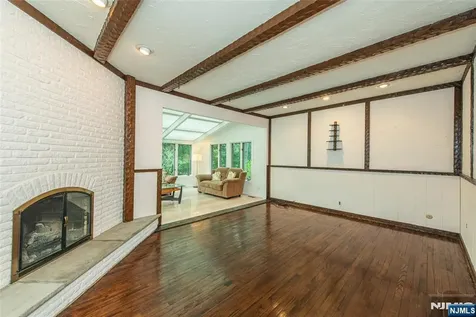 104 Shrewsbury Drive Livingston NJ 07039