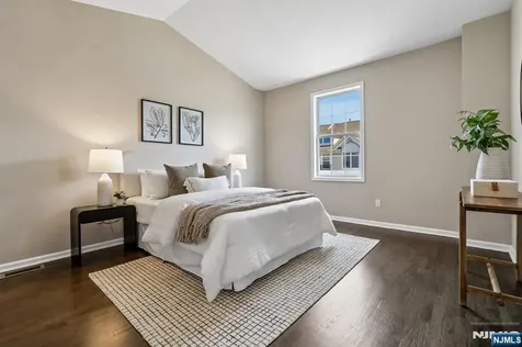 22 Devonshire Drive Clifton NJ 07013
