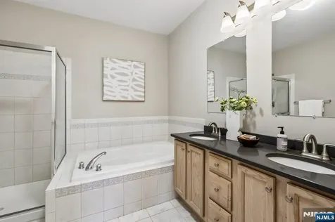22 Devonshire Drive Clifton NJ 07013