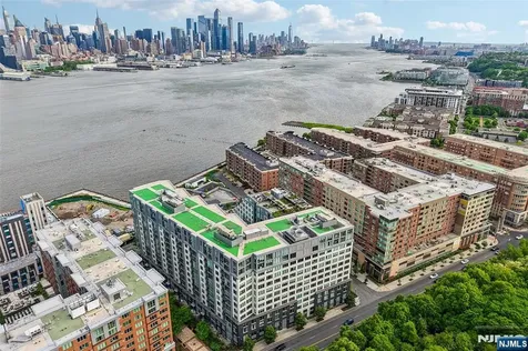 9 Ave At Port Imperial West New York NJ 07093
