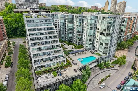 9 Ave At Port Imperial West New York NJ 07093