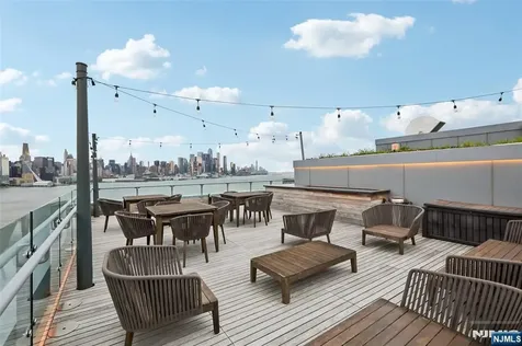 9 Ave At Port Imperial West New York NJ 07093