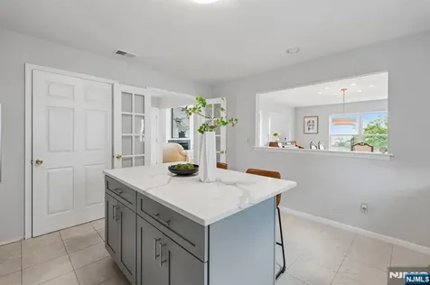 30 Witherspoon Street Nutley NJ 07424