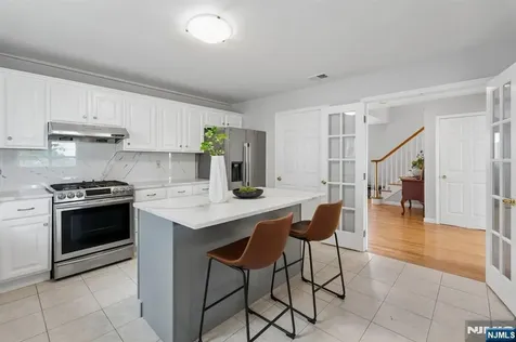 30 Witherspoon Street Nutley NJ 07424