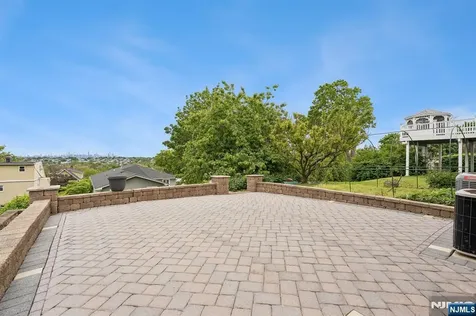 30 Witherspoon Street Nutley NJ 07424