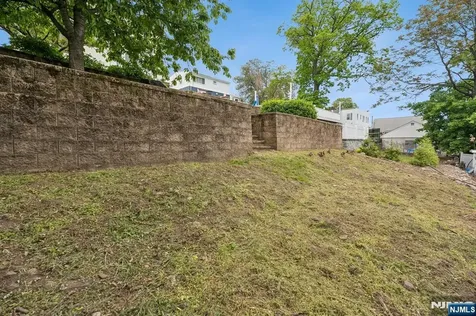 30 Witherspoon Street Nutley NJ 07424