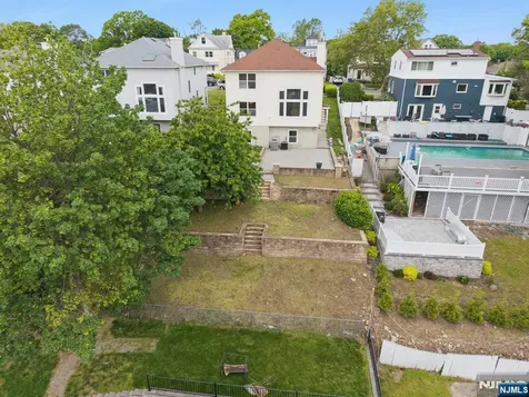 30 Witherspoon Street Nutley NJ 07424